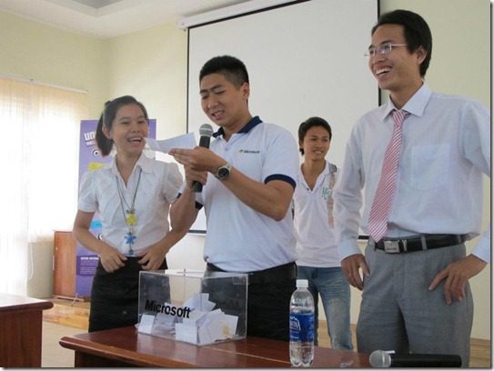 294345_263778213665083_100000987189274_768907_473049157_n[1]