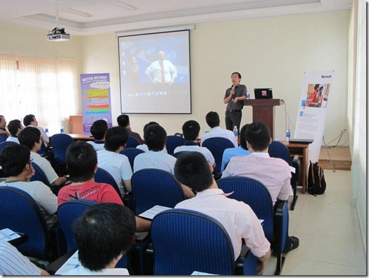 309511_263773473665557_100000987189274_768875_481587244_n[1]