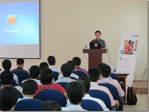 316772_263773126998925_100000987189274_768870_1236250553_n[1]